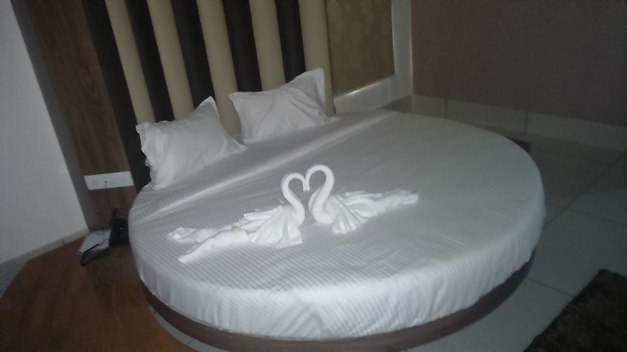 Apple Residency Hotel Patan  Exterior photo